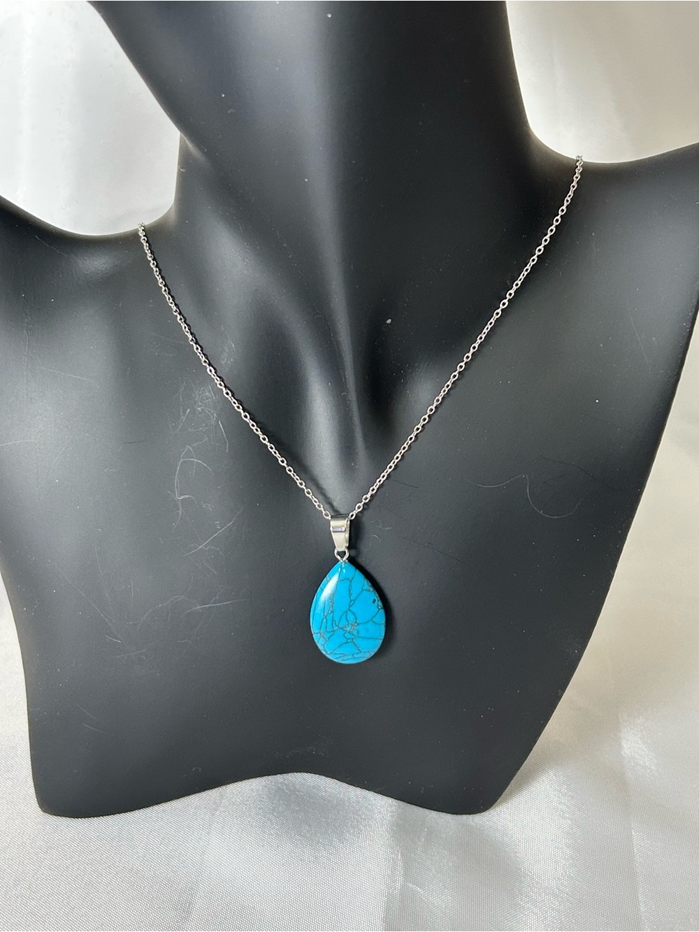 Lovely Silver Stainless Steel Necklace With Stone Teardrop. Measures 18”